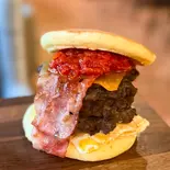 モンスターバーガー(パンケーキ風)(Grill&Hamburger MonsterSUN)