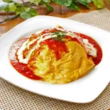 定番の完熟トマトソースオムライス（ふわとろオムライス フレッシュエッグス 京急鶴見店）