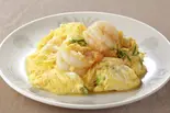 玉子と海老のふわふわ炒め（中国料理 香隣坊）