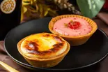 BOMBOMYタルト2種(チーズタルト+いちご)+選べるカフェドリンク（BOMBOMY）