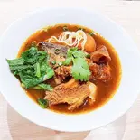 牛モツ麺(香港市場巣鴨店)