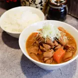 大盛もつ煮とごはんセット（もつ煮込み 世界のかさじま）
