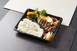 【当店人気No.1】牛ランプ肉ステーキ弁当(【肉とイタリアン】 テラス TERRE-á-S)