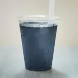 竹炭〟濃厚バナナジュース（スイーツカフェスタンド ニューヨーク）