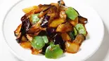 茄子とじゃがいもピーマン炒め（張記中華食堂）