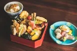 彩り弁当 造り5種付き（居酒屋鮮道こんび）