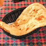 プレーンナン Plain Naan(【カレーの名店】 インド料理 ビニタダイニング BINITA DINING)