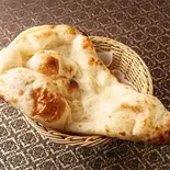 プレーンナン Plain Naan(タイ・インド料理のお店 ALMOND TREE)