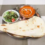 プレーンナン（ネパーリ バンシャガル インドカレー さくら Sakura）
