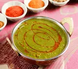 ほうれん草キーマカレー Spinach Keema Curry（アジアンレストラン＆バー ディヤロ）