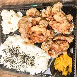 鶏の唐揚げ弁当大盛り（いり船）