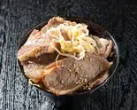 牛べえカルビ丼（和牛焼肉 牛べえ）