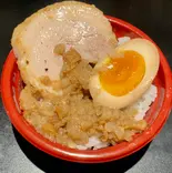 ミニチャーシュー丼(WILDラーメン)