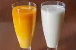 マンゴーラッシー（INDIAN NEPALI RESTAURANT SAGUN）