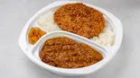 【ごはん大盛り】 メンチカツカレー（いい楽）
