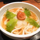 おろし梅じそうどん(味処 あずま)