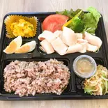 やわらかチキン弁当（ロカボカフェAn's）