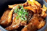 豚カルビ丼(黒)（焼肉SHION）