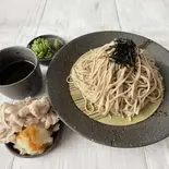 肉おろし蕎麦(冷)/soba with grated meat and vegetables（戸隠そば 茶屋うずら 東京錦糸町店/TOGAKUSHISOBA CHAYAUZURA）