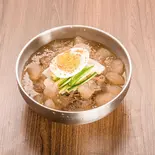 韓国水冷麵（韓国料理 明洞チキン  上野店 Korean Food Fried Chicken）