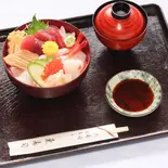上並ちらし（東寿司）