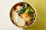 【韓国】モッツァレラチーズの玄米ビビンバ Mozzarella Cheese Bibimbap(玄米ビビンバ 韓美菜(ハンヤチェ) 下北沢店)