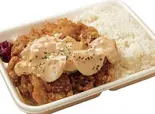 鶏南蛮3個入弁当(タルタルソース付)（元祖からあげ本舗マルカ商店 浅草店）