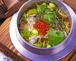 真鯛と塩昆布の釜飯（釜飯の店 板焚屋）