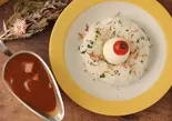 とろとろ牛すじカレーセット(ドリンク・サラダ付)（comaco＆cafe）