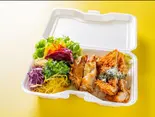 バーベキューチキンとカツレツのハーフ＆ハーフボックス（レストラン カンターロ）