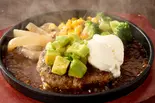 【店長おすすめの】アボカドサワークリームハンバーグプレート Avocado ＆ Sourcream Hamburg Plate（濃厚オムハヤシ＆ハンバーグ「KAKUSHIAZI」 西新井店）