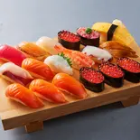【茶月】サーモン&いくらメガ盛(茶月 三宮南店)