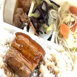コンローハン(弁当)（台湾屋台 梧月食堂）