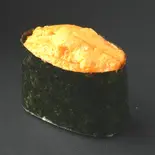 〈軍艦〉　生うに（柿家すし 池上店）