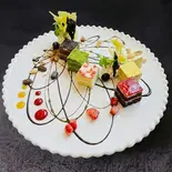 ミニケーキ3個セット（大盛無料の洋食屋さん。五つ星パスタ）