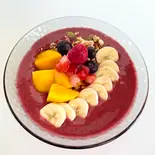 アサイーボウル Acai Bowl(【ヘルシーアサイーボウル】&【グリークヨーグルト】 GOODスムージー 錦糸町店 Acai Bowls and Smoothies)
