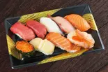 厳選にぎり1人前(9貫)[Premium Sushi Set(9 Piece)]（大起水産回転寿司 なノにわ店）