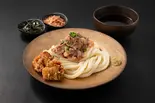 (冷)黒毛和牛の極太おうどん～とり唐～（黒毛和牛のおうどん 讃岐屋 新宿歌舞伎町店）