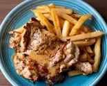 ペリペリチキン骨なし(モモ肉) Peri Peri Boneless Chicken (Thighs)（ペリペリチキン＆チキンバーガー ファイヤーチキン 菊川店 Fire Chicken）