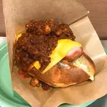 チーズチリコンカンホットドッグ（Suzie-Q）