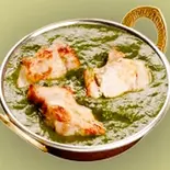 ほうれん草チキンカレー(Sag chicken curry)（SAKURA インド＆ネパール レストラン）