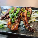 ゲソの生姜焼き（鉄板焼 藁しべ）
