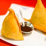 サモサ Samosa 2pc（Indo Asian tajmahal Restaurant）