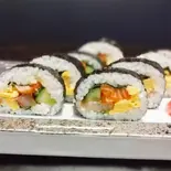 いつも月よに米のめしの巻きずし 1本（いつも月夜に米の飯）