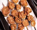 烤肥肠 (4本)ホルモンの串焼き（ビャンビャン麺 朋友）