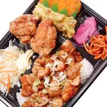 満腹ラー油からあげ弁当（ほか弁 日本亭小金井北口通り店）