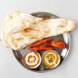 【おすすめ】ダブルカレー&チキンセット/Curry Set C(インドネパール料理カナパニ吉野町店)
