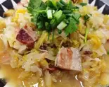 豚肉と白菜漬け煮込み(酸菜炖五花肉)（聚香源）