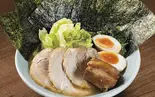 手作り！角煮デラックス銀家ラーメン(並)（横浜家系ラーメン 銀家 日吉店）