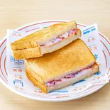 いちご練乳トースト(洋洋冰室 吉祥寺店)